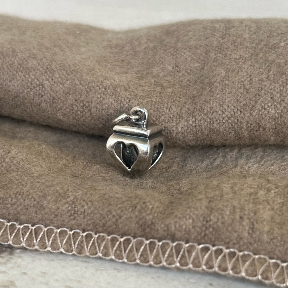 James Avery